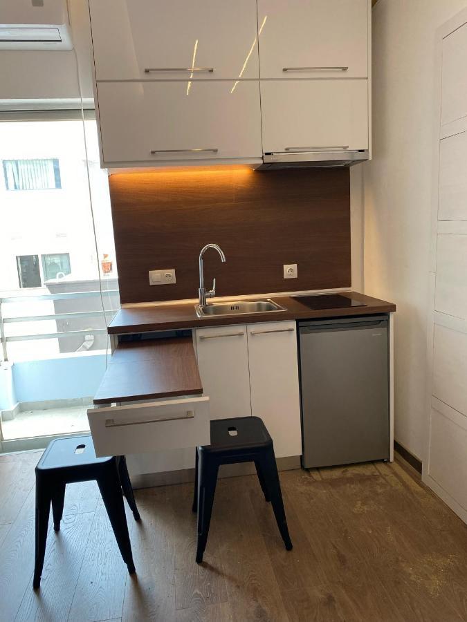 Modern Tiny House In ヴォロス エクステリア 写真