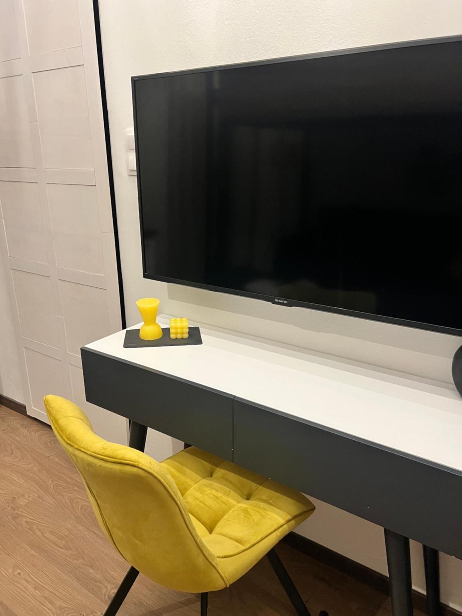 Modern Tiny House In ヴォロス エクステリア 写真